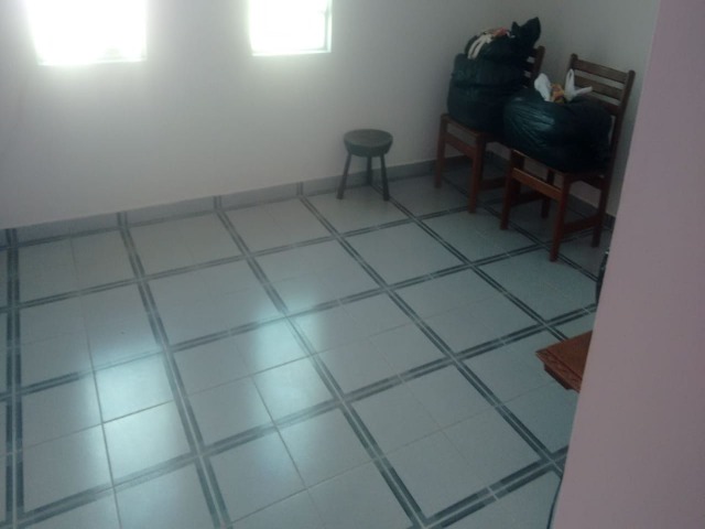 Casa para alugar com 2 quartos, 150m² - Foto 11