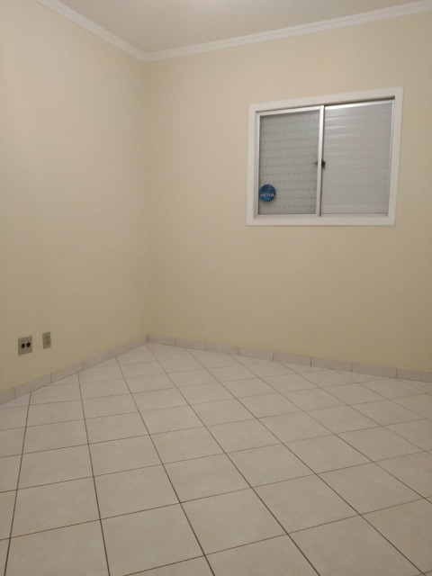 Apartamento para alugar com 2 quartos, 60m² - Foto 6