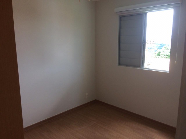 Apartamento para alugar com 2 quartos, 75m² - Foto 5