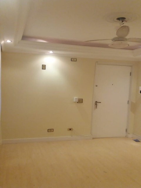 Apartamento à venda com 2 quartos, 65m² - Foto 1