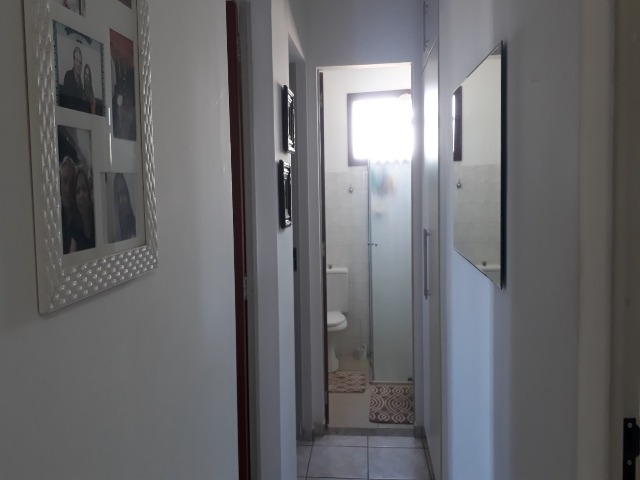 Apartamento à venda com 2 quartos, 55m² - Foto 9