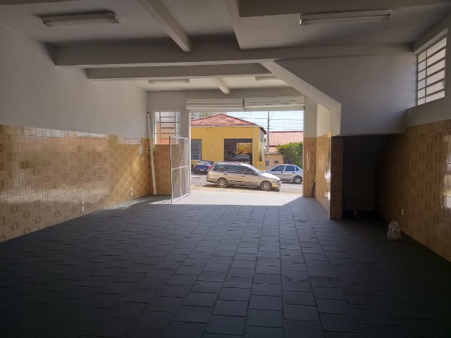 Prédio Inteiro para alugar, 100m² - Foto 2