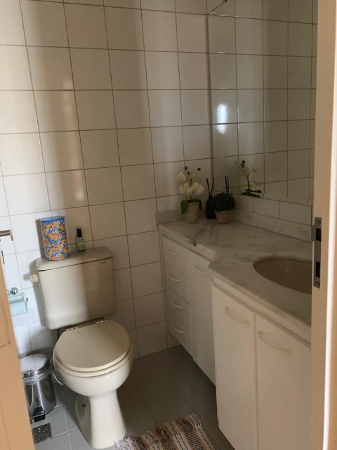 Apartamento à venda com 3 quartos, 75m² - Foto 8