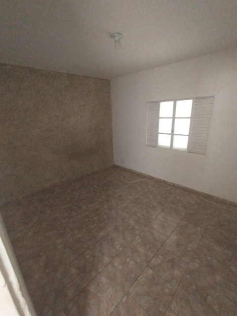 Casa à venda com 4 quartos, 164m² - Foto 14