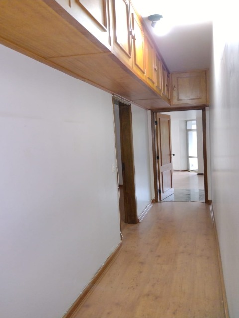 Apartamento à venda com 4 quartos, 237m² - Foto 4