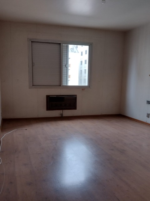 Apartamento à venda com 4 quartos, 237m² - Foto 7