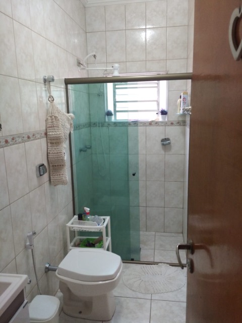 Casa à venda com 2 quartos, 140m² - Foto 11