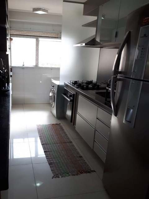 Apartamento à venda com 3 quartos, 76m² - Foto 10