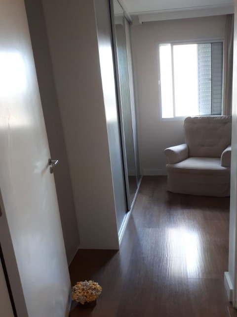 Apartamento à venda com 3 quartos, 76m² - Foto 3