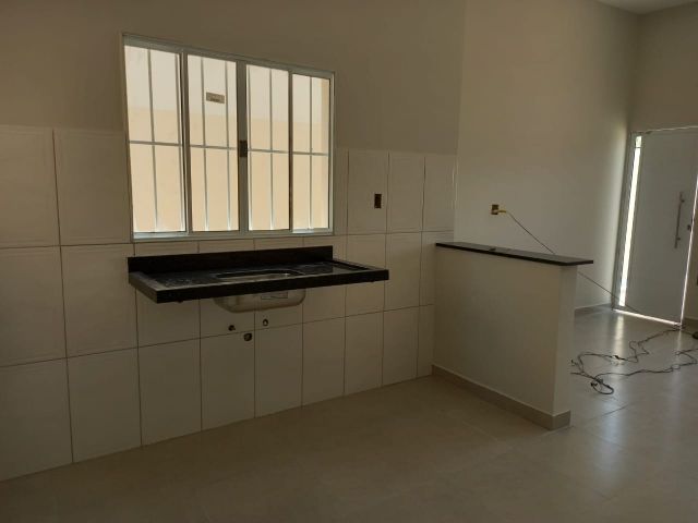 Casa à venda com 2 quartos, 64m² - Foto 11