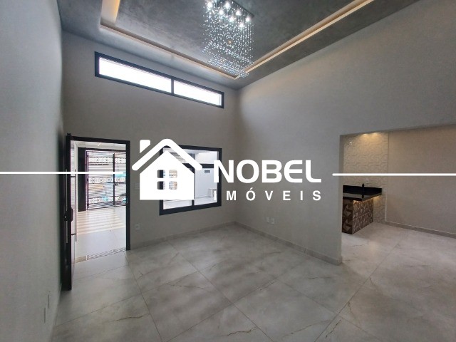 Casa à venda com 2 quartos, 150m² - Foto 1