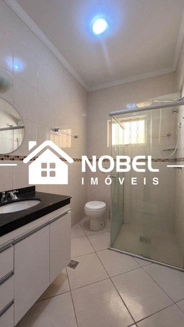 Casa à venda com 3 quartos, 171m² - Foto 8