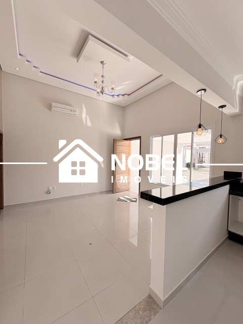 Casa para alugar com 3 quartos, 150m² - Foto 1