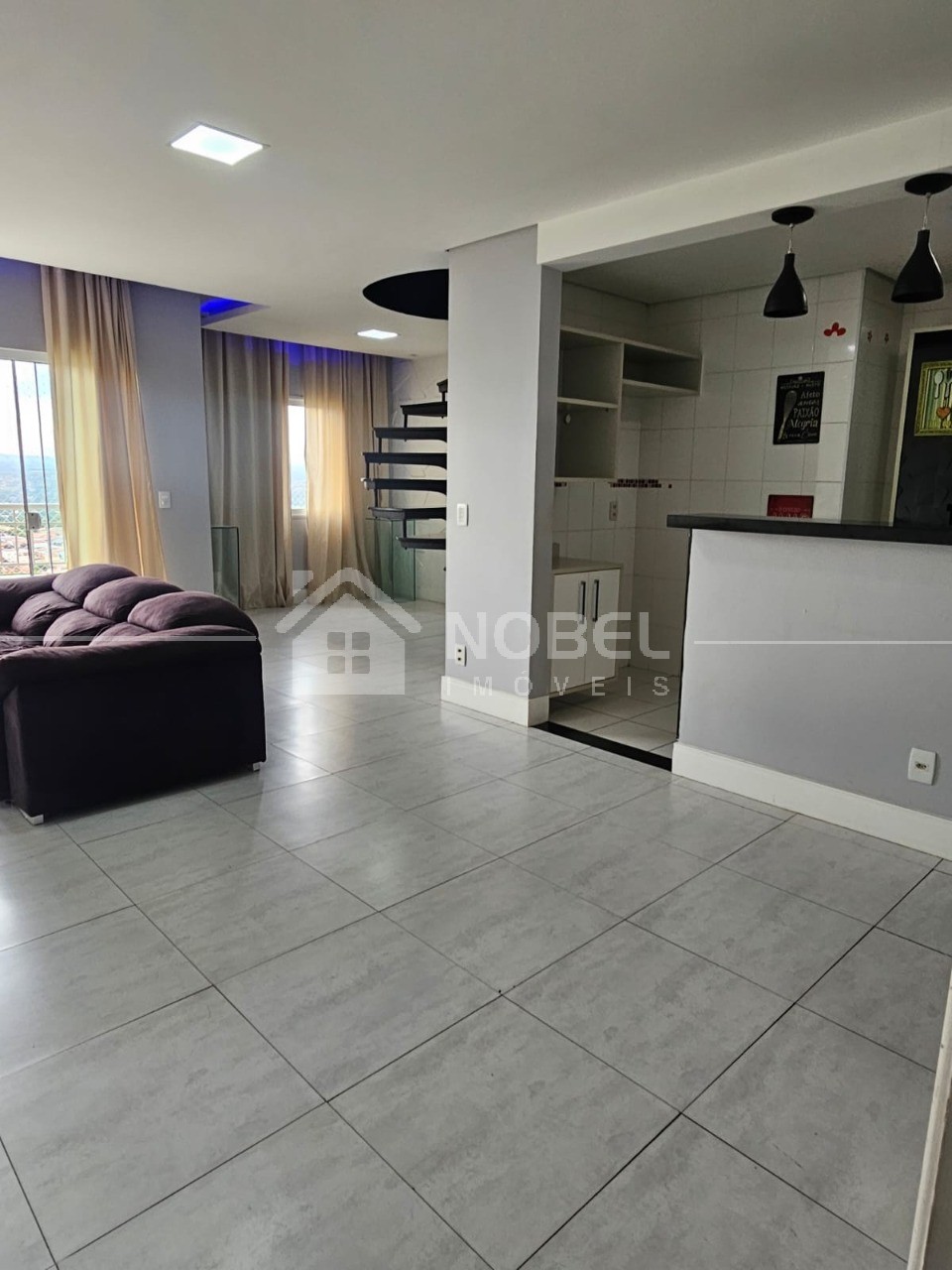 Apartamento, 3 quartos, 160 m² - Foto 2