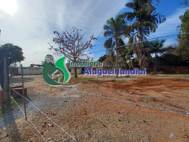 Terreno de 2.400m² para locação no Caxambu, em frente ao posto de gasolina Shell