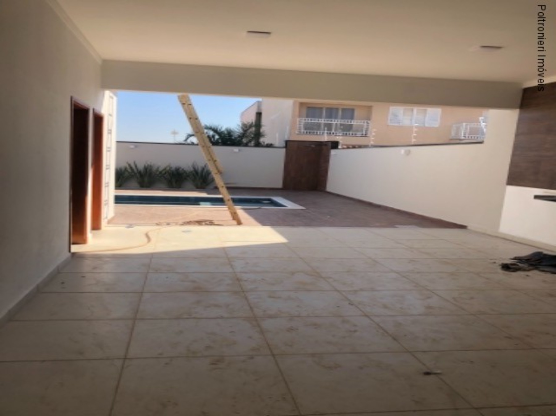 Casa à venda com 3 quartos, 336m² - Foto 10