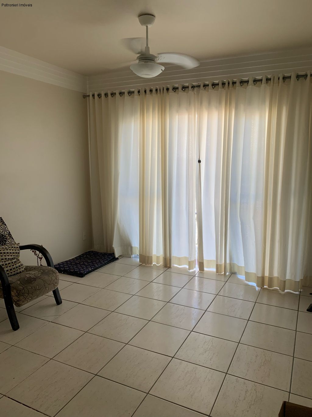 Apartamento à venda com 2 quartos, 64m² - Foto 14