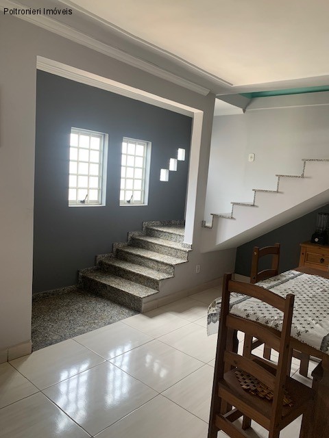 Sobrado à venda com 3 quartos, 360m² - Foto 4