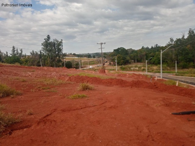 Terreno à venda, 300m² - Foto 1