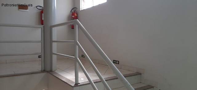 Kitnet e Studio para alugar com 1 quarto, 28m² - Foto 3