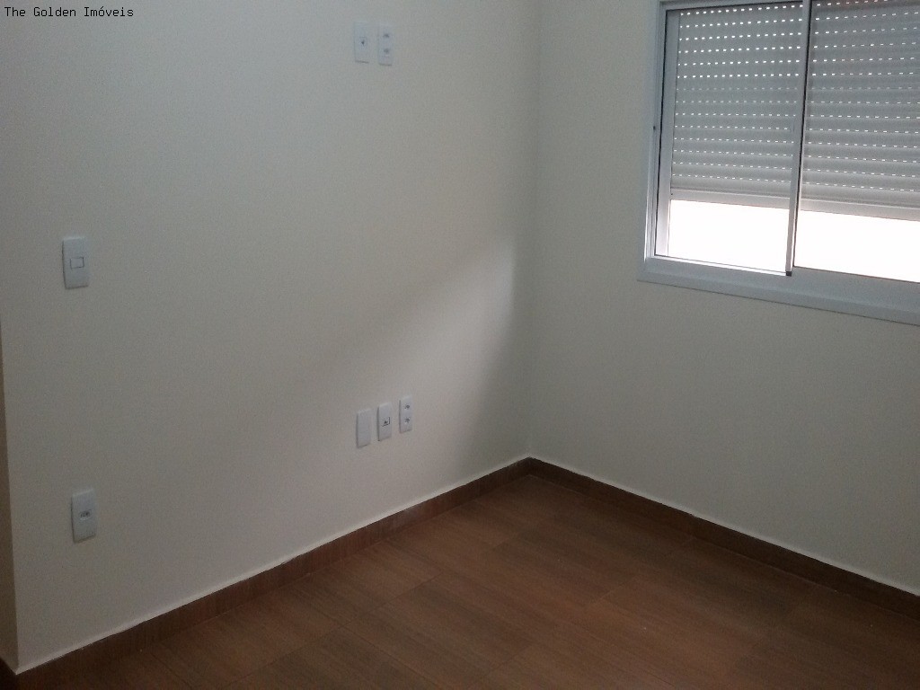 Casa de Condomínio à venda com 3 quartos, 200m² - Foto 5