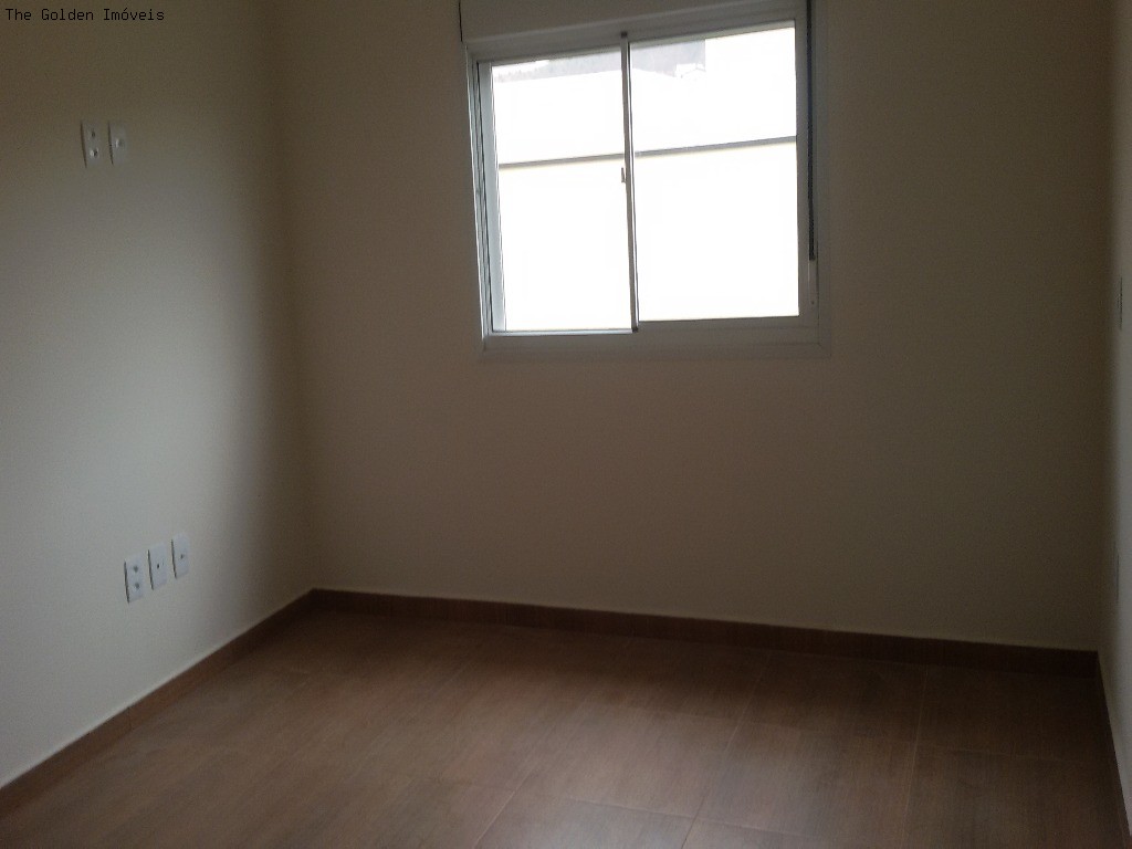 Casa de Condomínio à venda com 3 quartos, 200m² - Foto 11