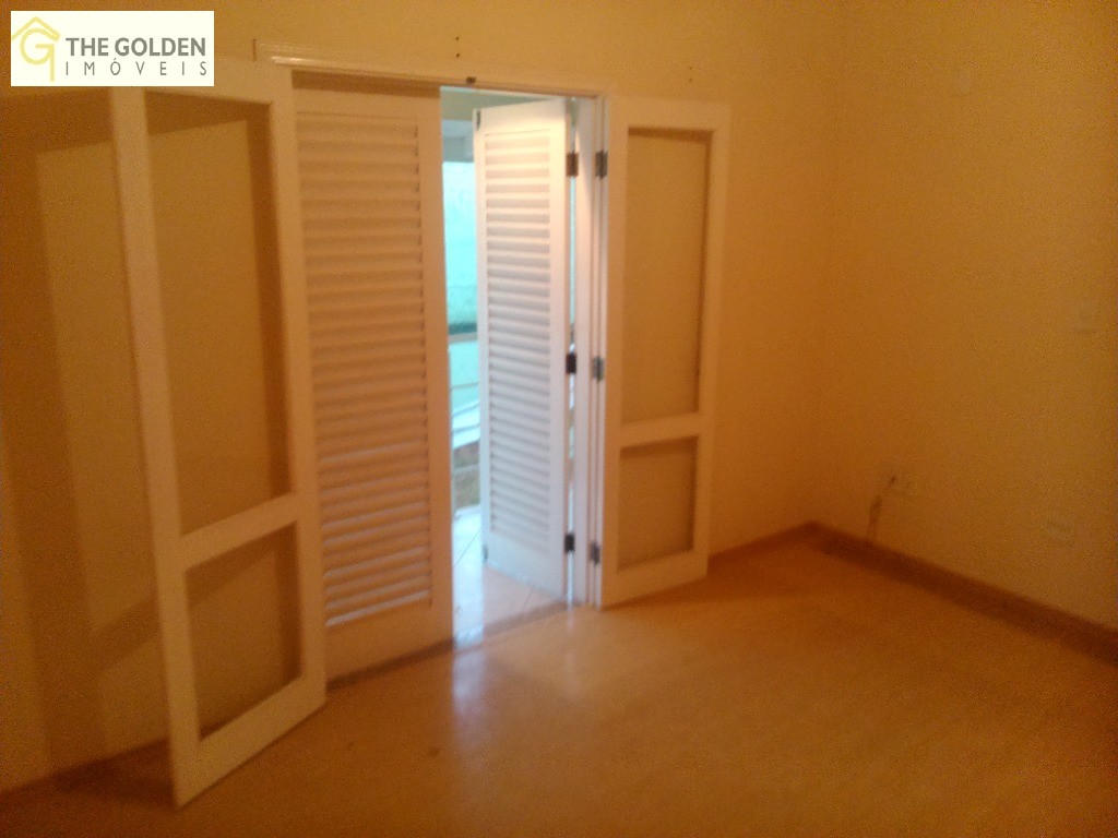 Casa à venda com 3 quartos, 450m² - Foto 19