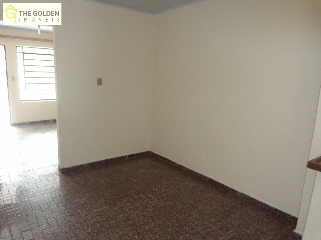 Casa à venda com 3 quartos, 136m² - Foto 11