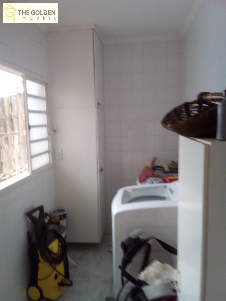 Sobrado à venda com 3 quartos, 300m² - Foto 11