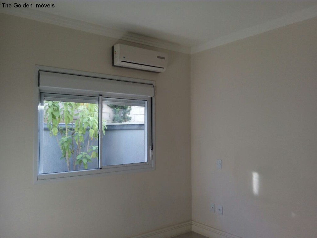 Casa à venda com 3 quartos, 200m² - Foto 25