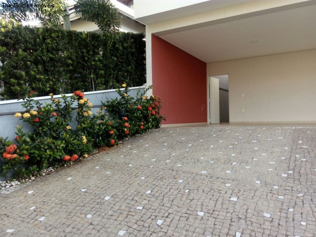 Casa à venda com 3 quartos, 200m² - Foto 32