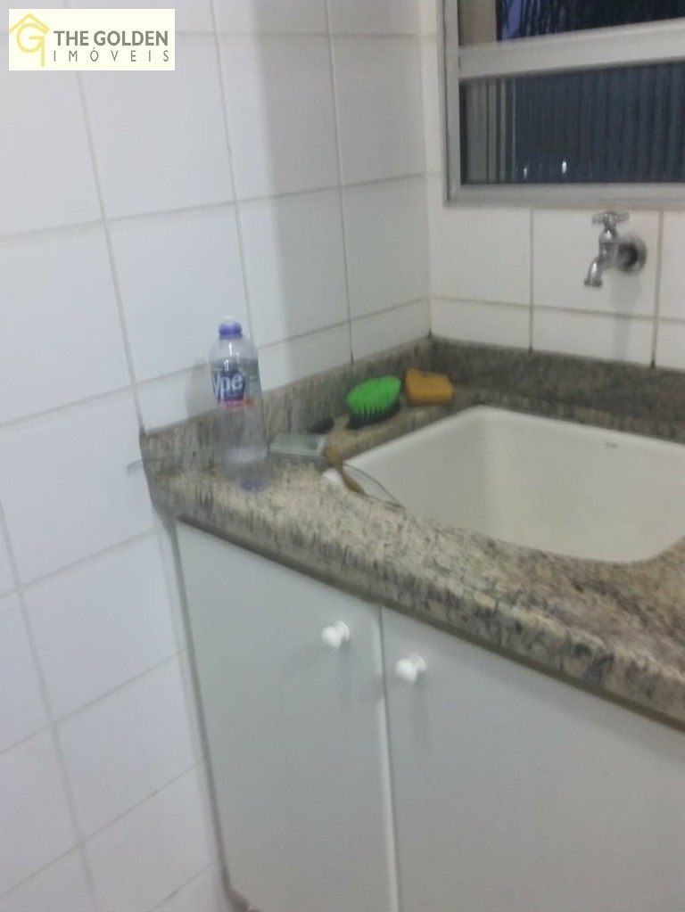 Apartamento à venda com 2 quartos, 60m² - Foto 13