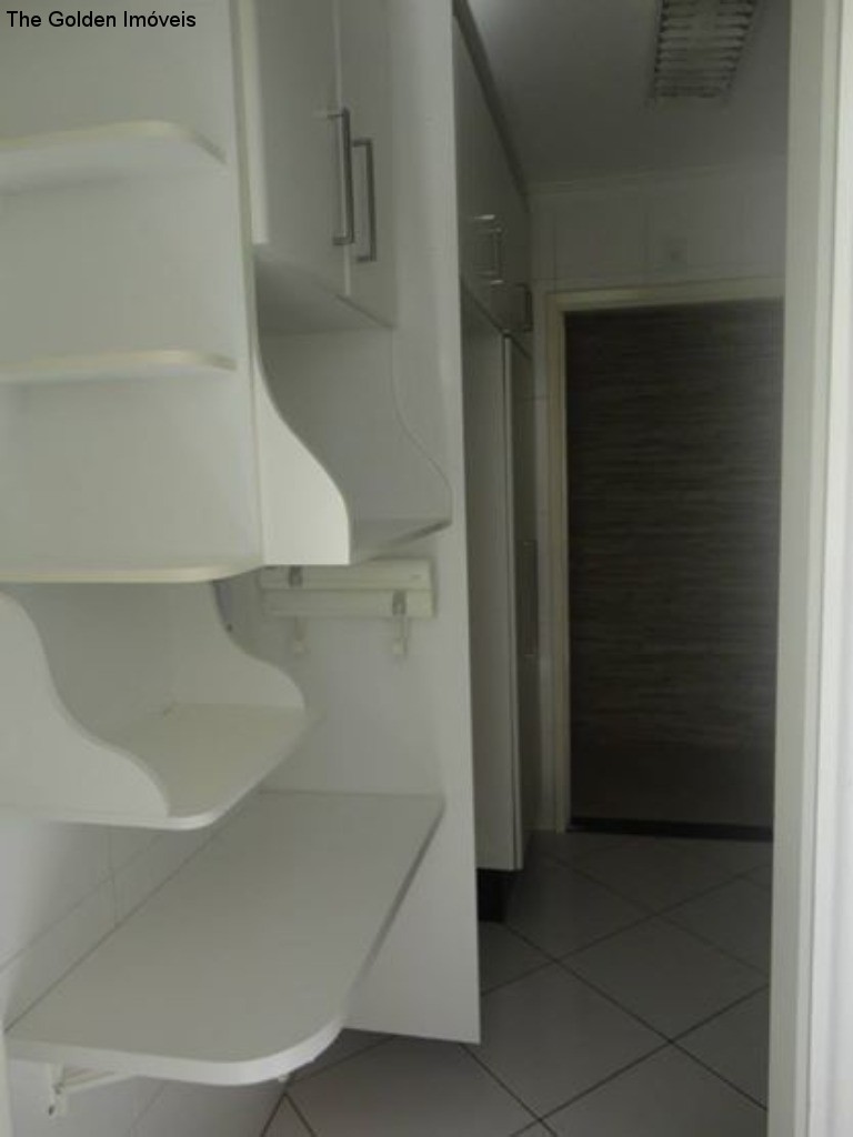 Apartamento à venda com 3 quartos, 74m² - Foto 17