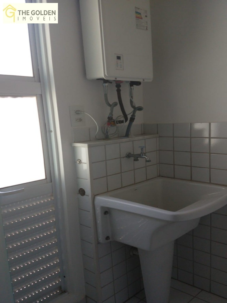 Apartamento à venda com 2 quartos, 60m² - Foto 17