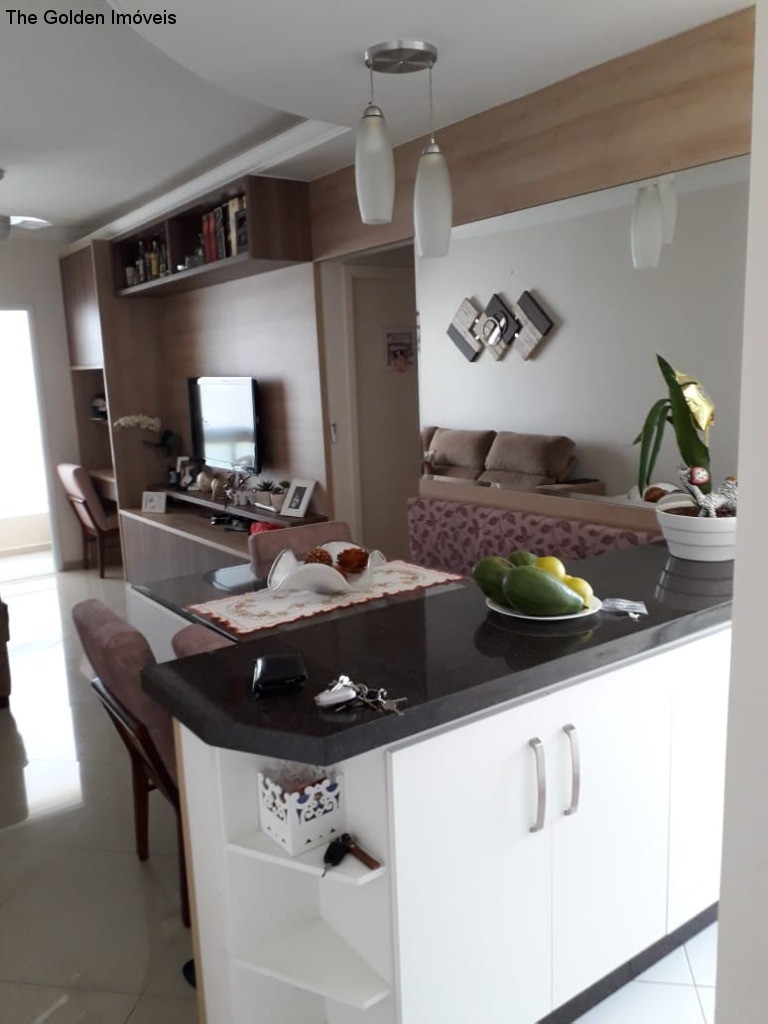 Apartamento à venda com 2 quartos, 57m² - Foto 1