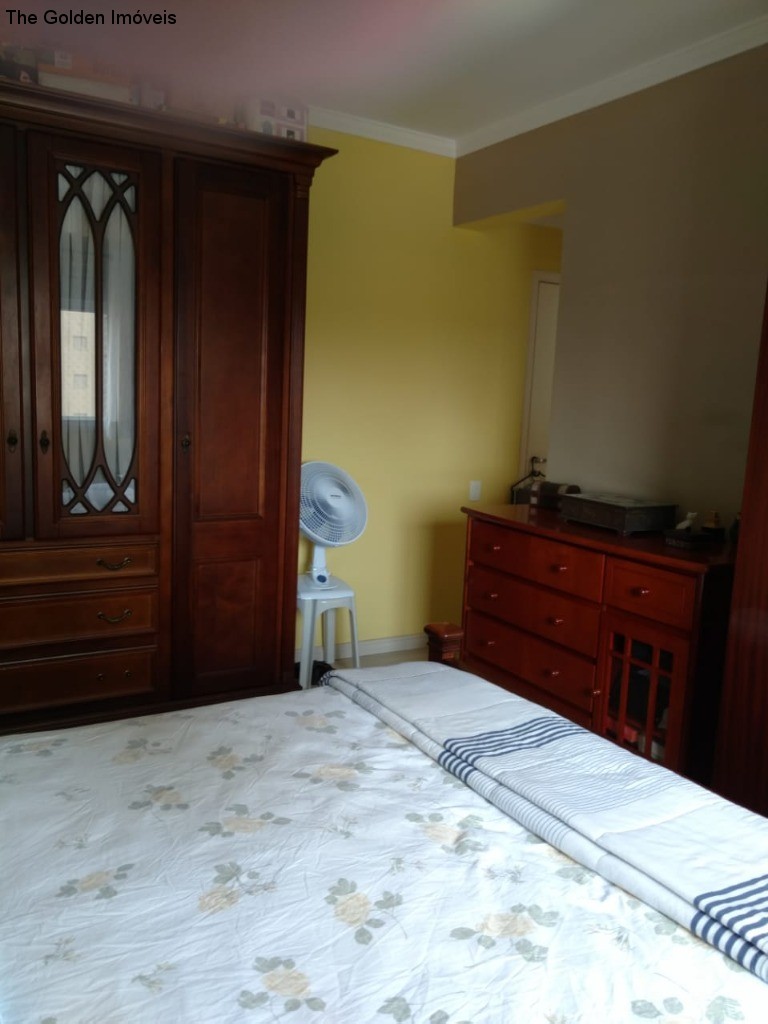 Apartamento à venda com 3 quartos, 134m² - Foto 19