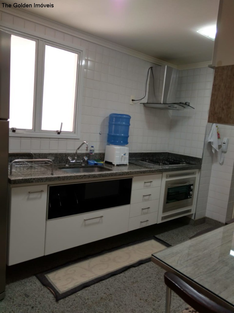 Apartamento à venda com 3 quartos, 134m² - Foto 22