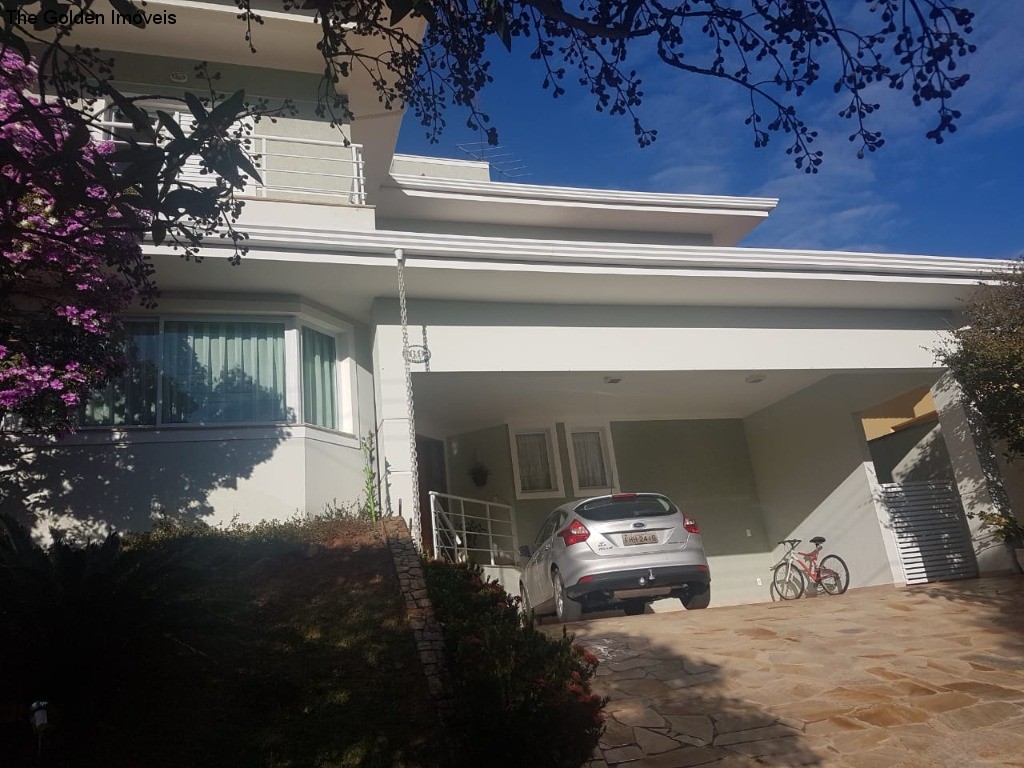 Casa de Condomínio à venda com 4 quartos, 303m² - Foto 3