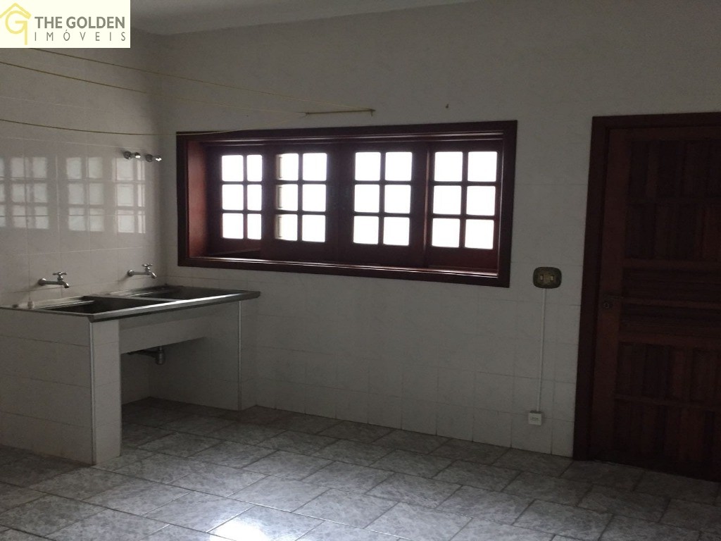 Casa de Condomínio à venda com 4 quartos, 389m² - Foto 11