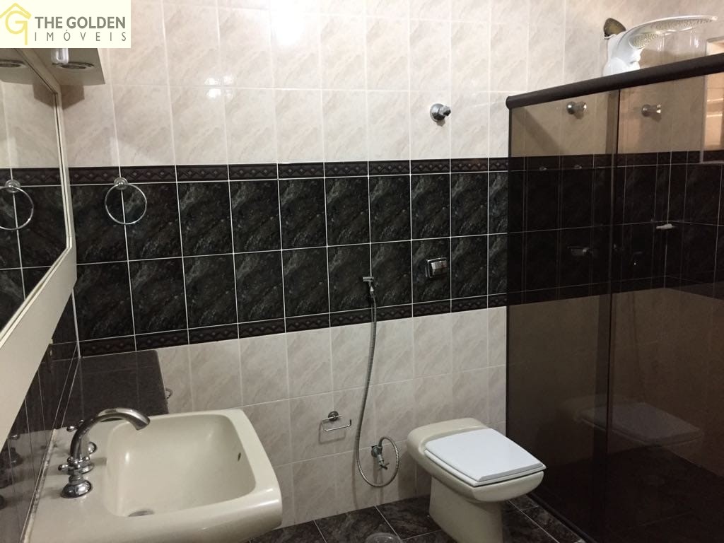 Casa de Condomínio à venda com 4 quartos, 389m² - Foto 17