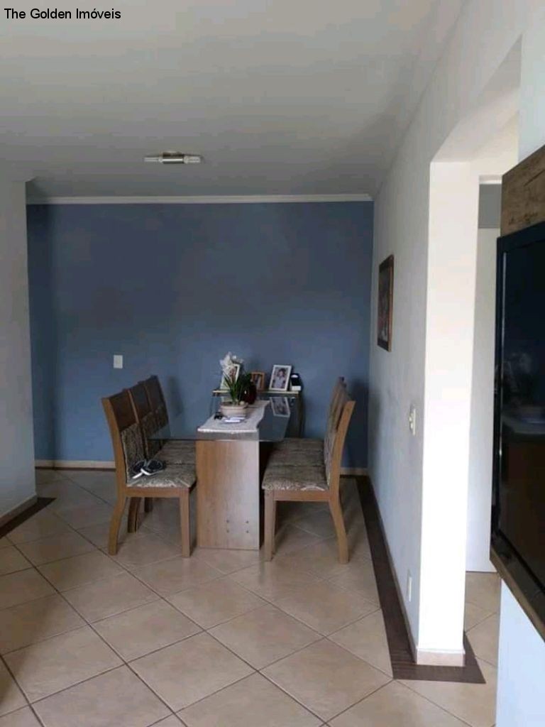 Apartamento à venda com 2 quartos, 69m² - Foto 2