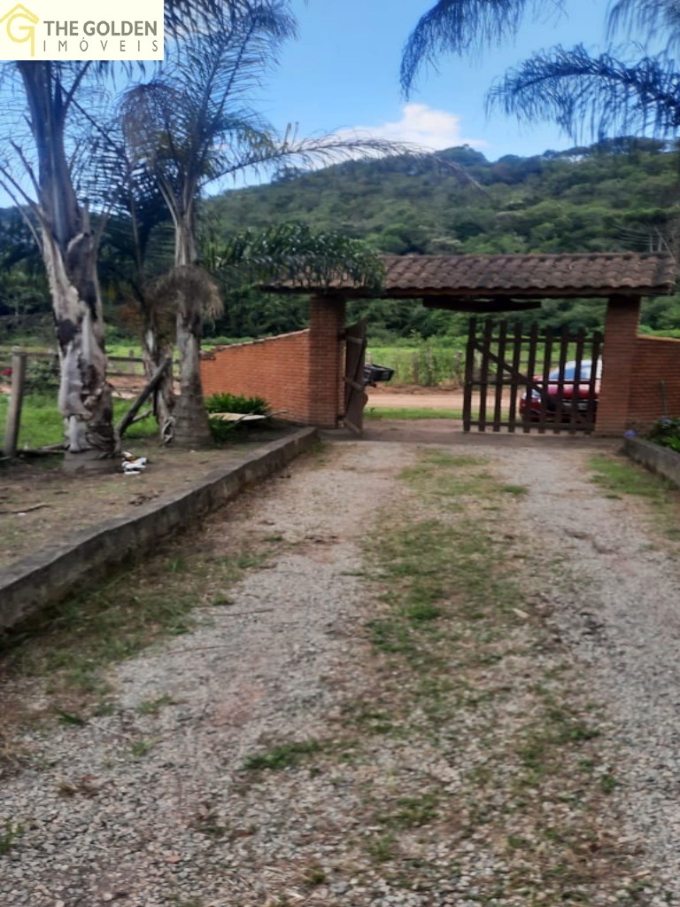 Chácara à venda com 2 quartos, 134400m² - Foto 12