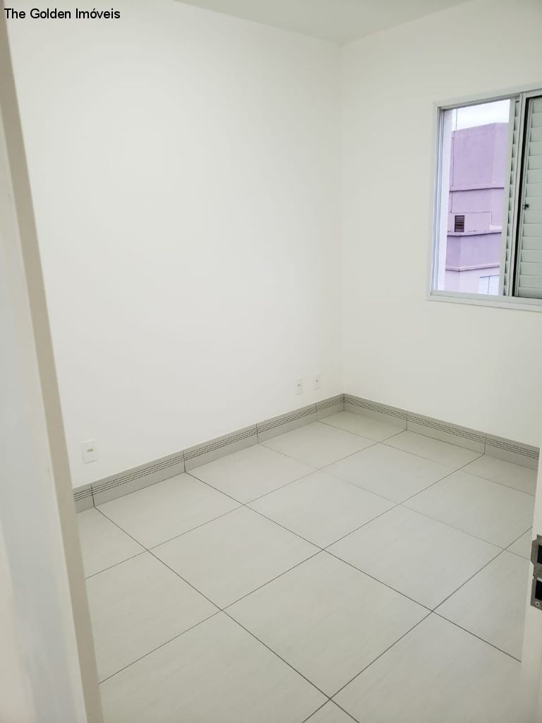 Apartamento à venda com 2 quartos, 48m² - Foto 3