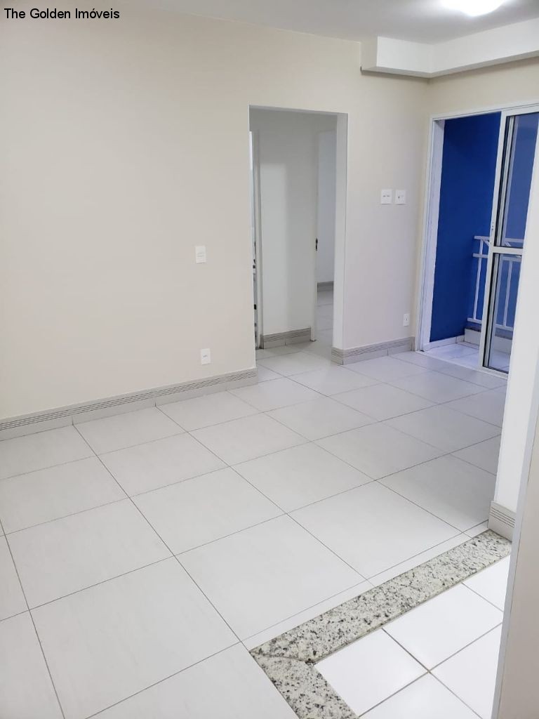 Apartamento à venda com 2 quartos, 48m² - Foto 4