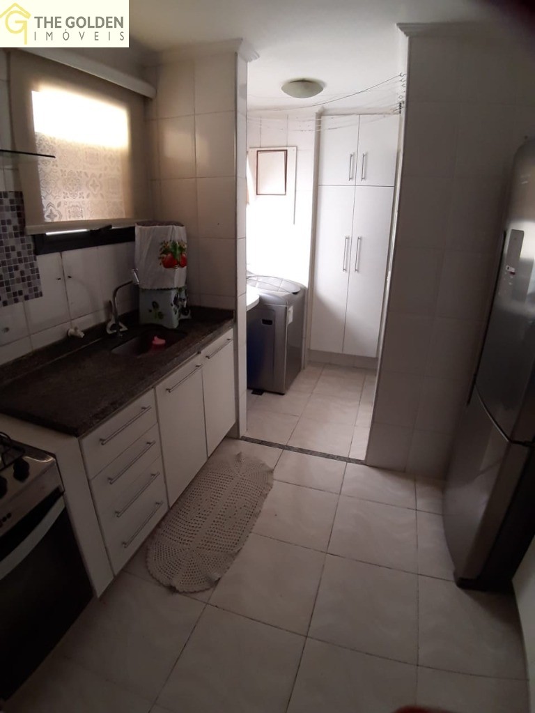 Apartamento à venda com 3 quartos, 82m² - Foto 17