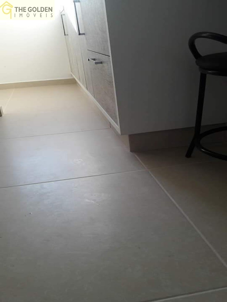 Apartamento à venda com 2 quartos, 48m² - Foto 4