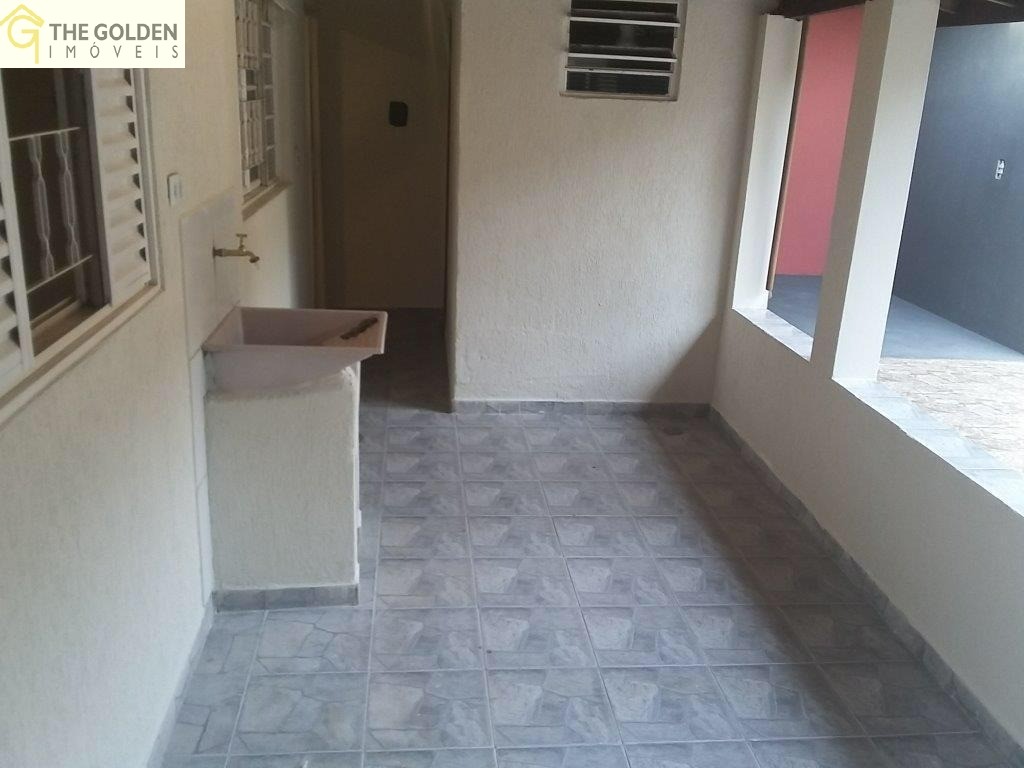 Casa à venda com 3 quartos, 300m² - Foto 8