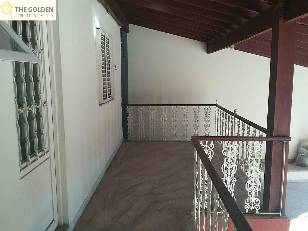 Casa à venda com 3 quartos, 300m² - Foto 27