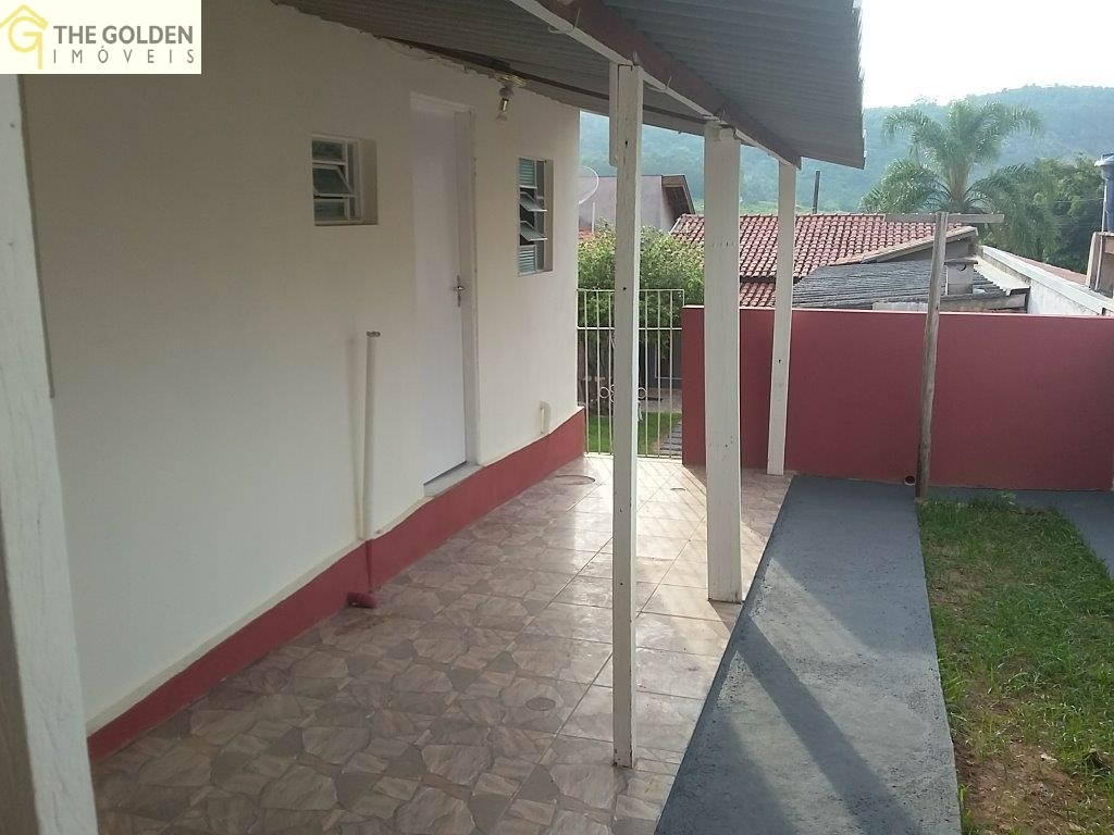 Casa à venda com 3 quartos, 300m² - Foto 5