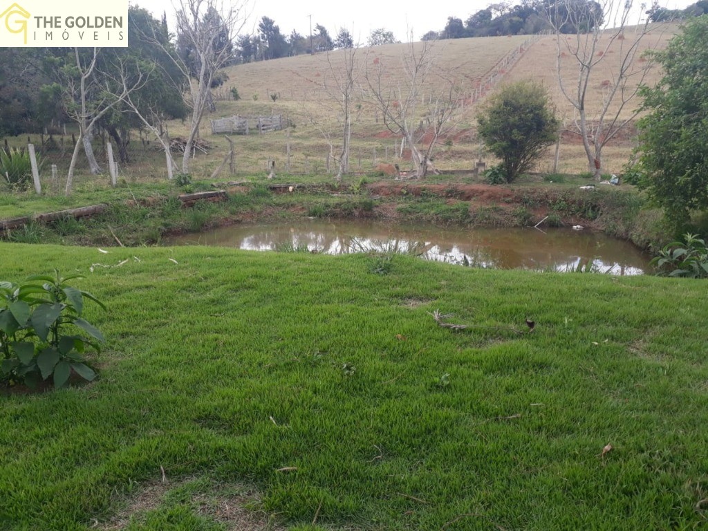 Fazenda à venda com 3 quartos, 120m² - Foto 2